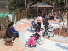 장애인 복지시설 봉사활동 실시